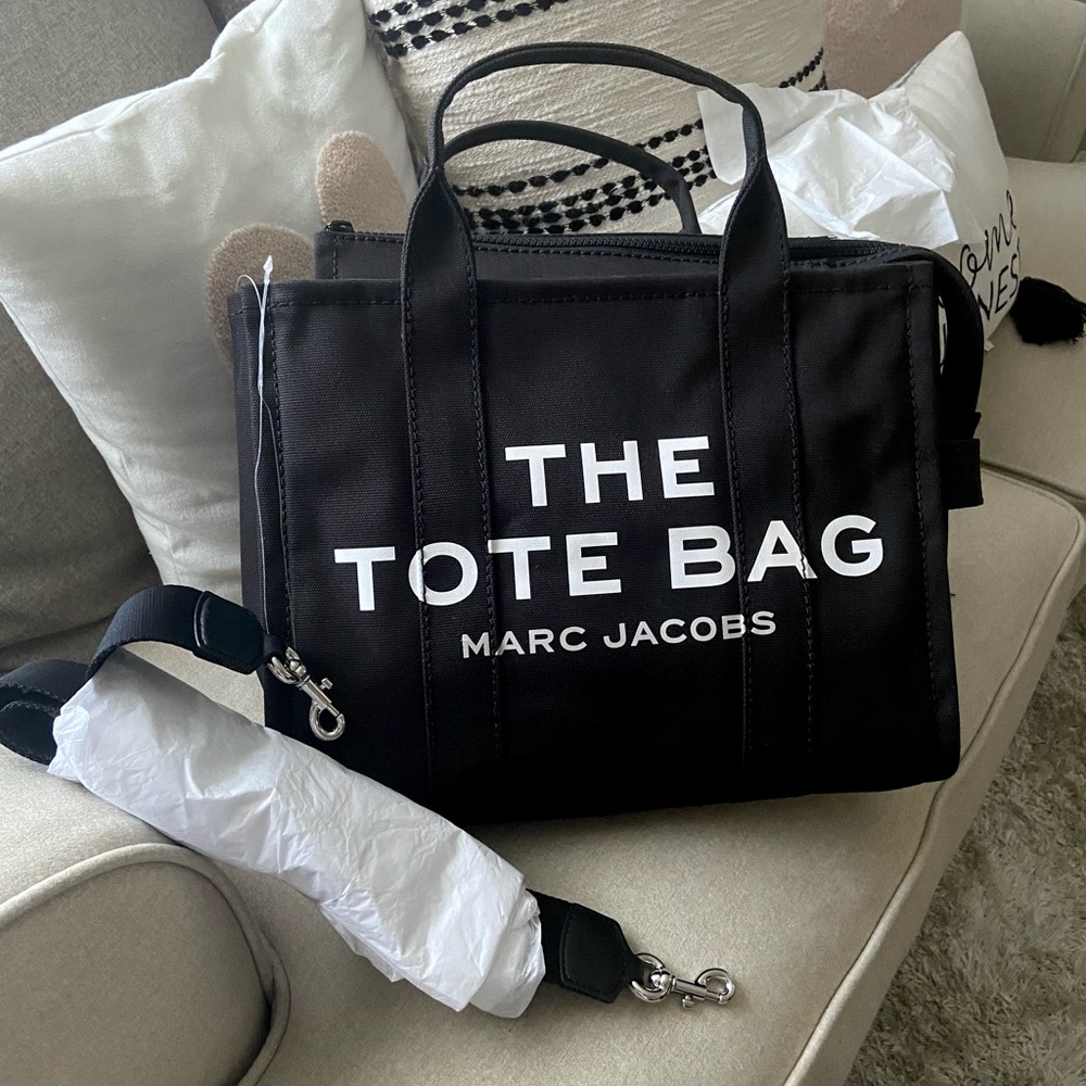brand new marc jacobs medium black tote bag